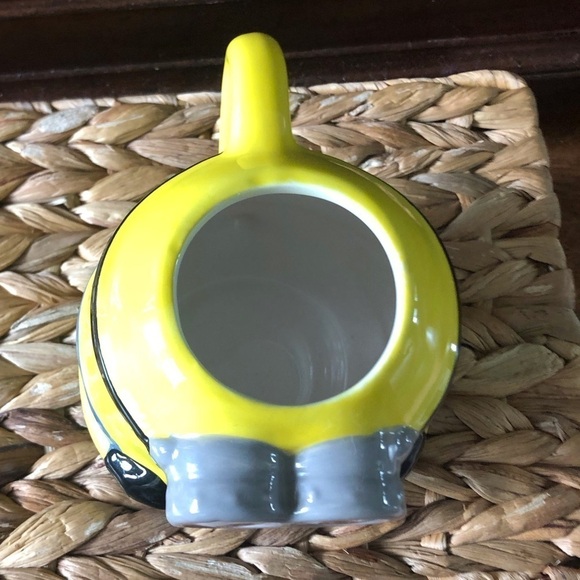 Minion sculpture ceramic mug - Picture 5 of 6